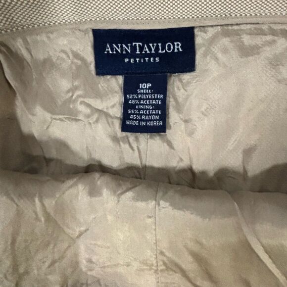 AnnTaylor 2 Piece Classic Minimalist Business Casual Tan Suit Blazer 6 Pants 10P - Picture 8 of 12